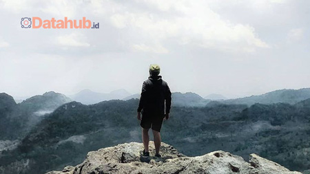 7. Menaklukkan Gunung Fatuleu sebagai Pendakian Pemula