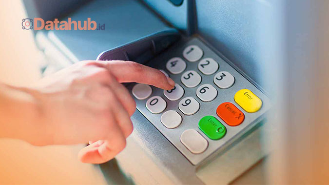 Persyaratan dan Langkah langkah Pengambilan Uang di ATM Mandiri